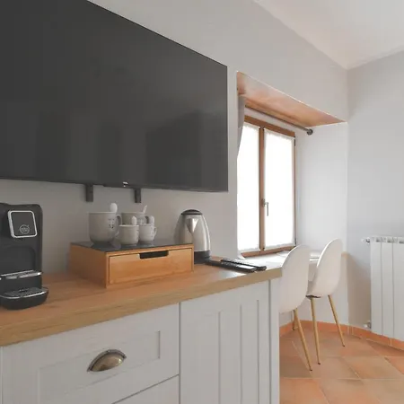 Baceno Room בית הארחה